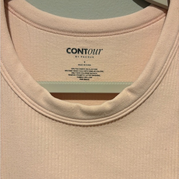 Women's Contour by Pacsun fitted top. Size Small light baby pink so soft NWT - Picture 10 of 10